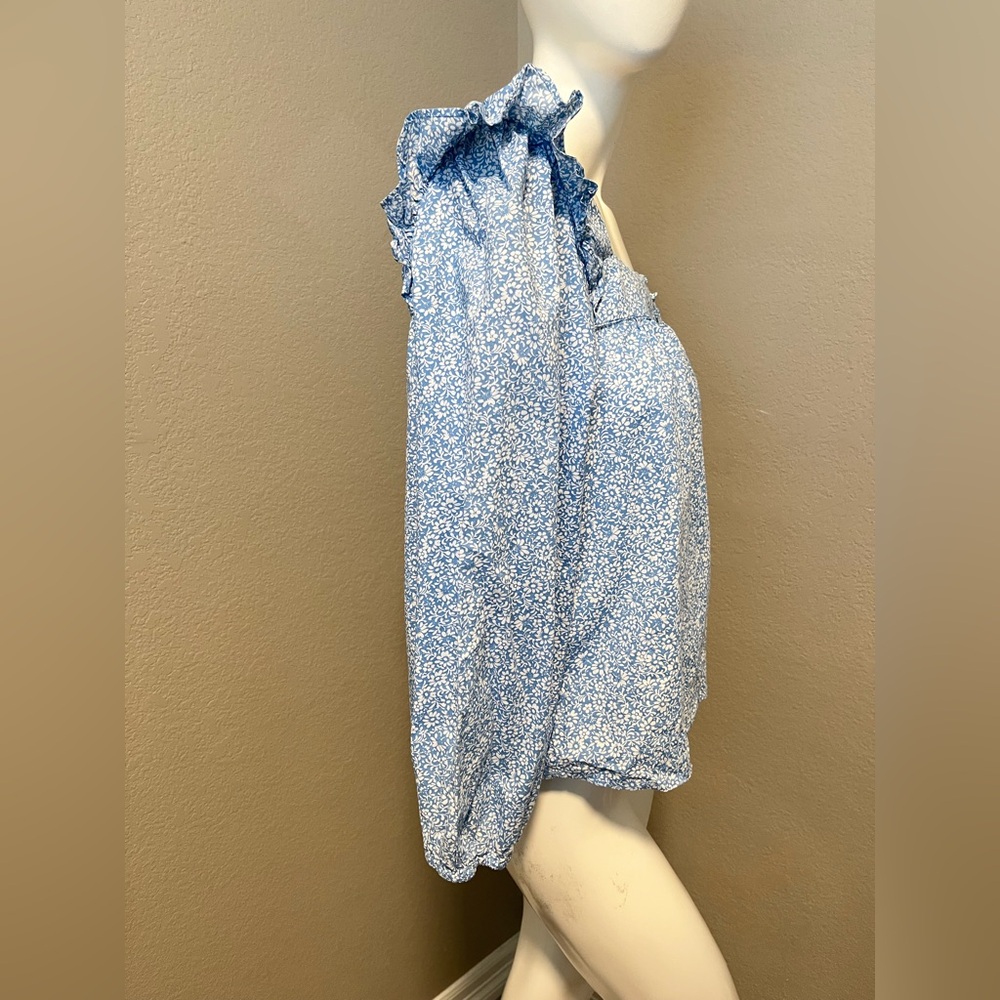 J. CREW Women’s Blue & White LS Squareneck Ruffle Floral Print Top Blouse Size M - Picture 4 of 13